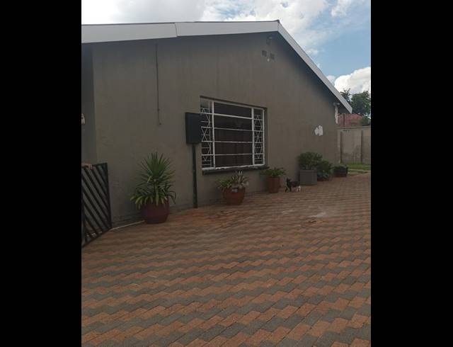 4 BEDROOM HOUSE FOR SALE IN RANDGATE